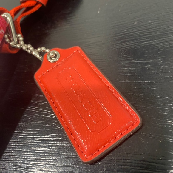 Coach Getaway Signature Nylon Crossbody Pink Multi - Picture 2 of 10